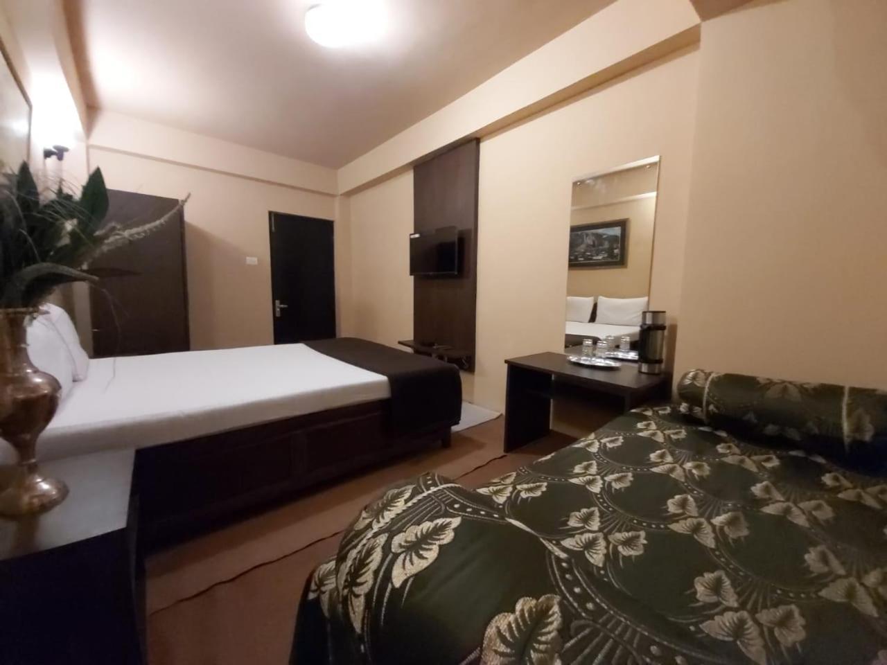 דרג'ילינג Marigold Manor Homestay מראה חיצוני תמונה