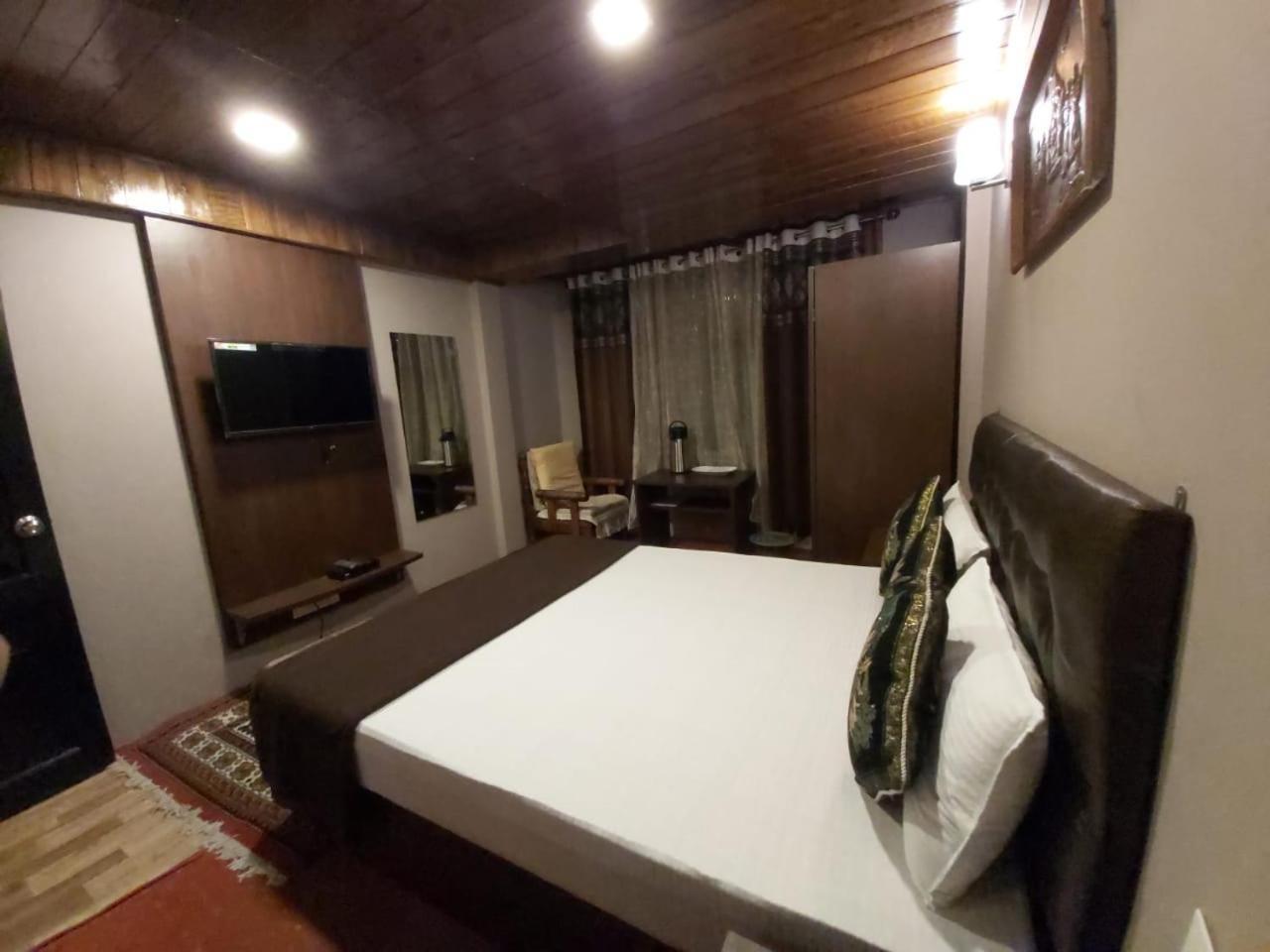 דרג'ילינג Marigold Manor Homestay מראה חיצוני תמונה