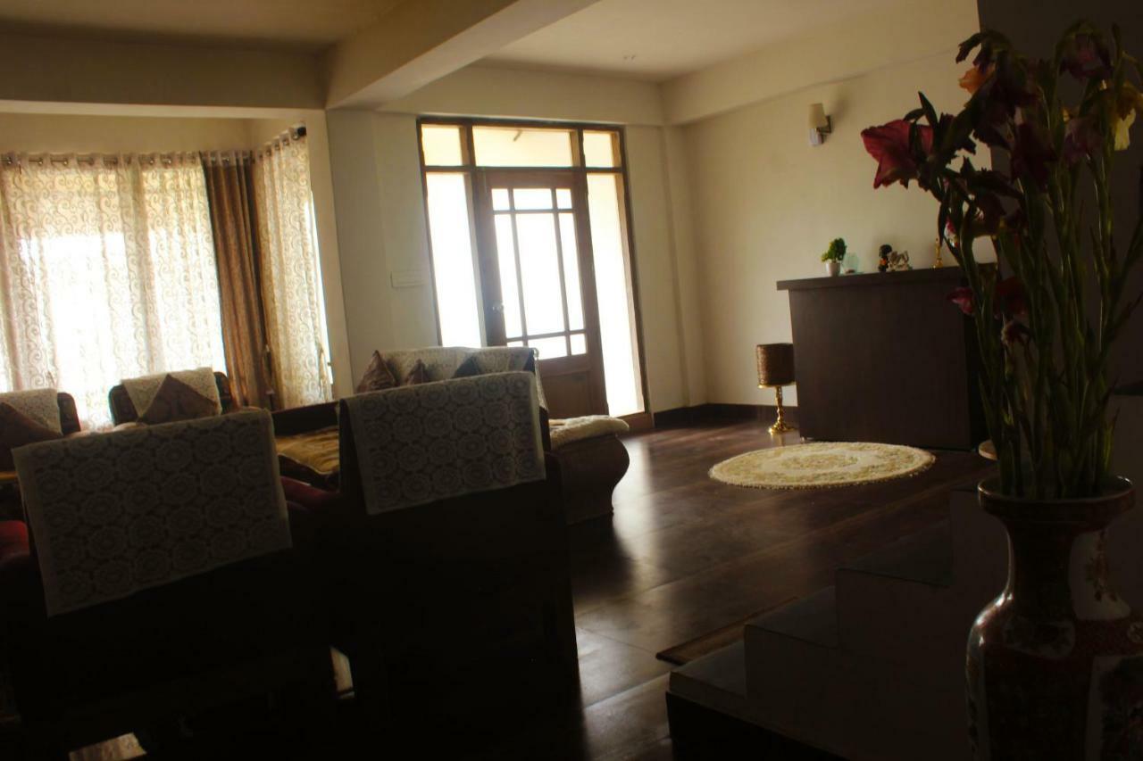 דרג'ילינג Marigold Manor Homestay מראה חיצוני תמונה